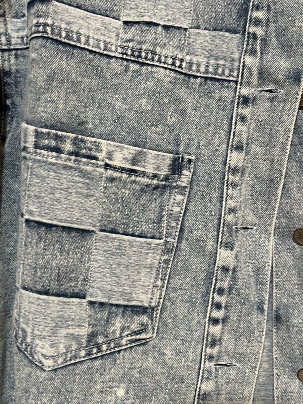 ee:some NEW Acid Washed Blue Woven or Patchwork Denim Jacket
Cropped Versatile - Picture 3 of 8